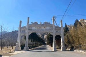北京市昌平区佛山陵园陵园大门图
