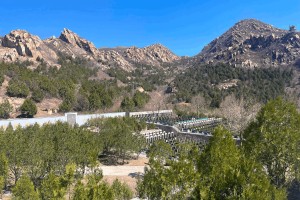 北京市昌平区佛山陵园园区环境图