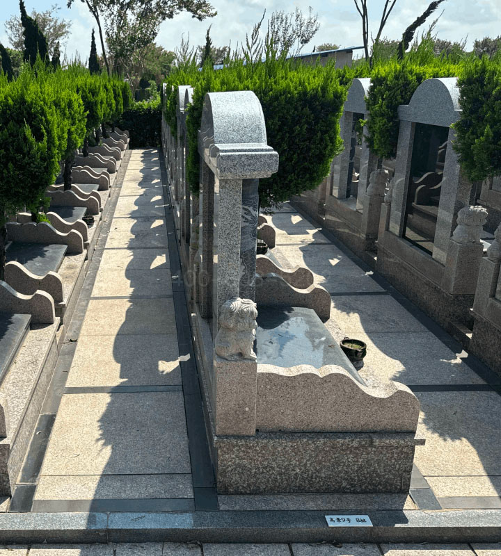 上海市嘉定区华亭息园传统立碑墓型7号树葬