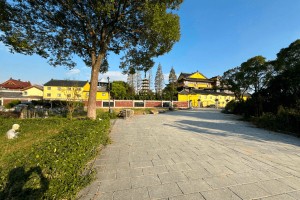 上海市金山区松隐山庄园区环境图