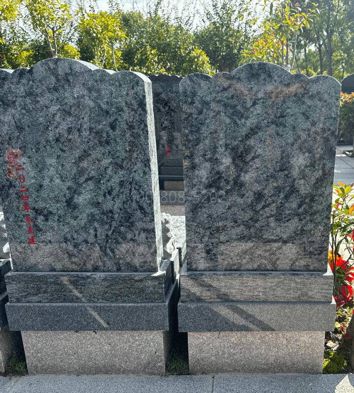 上海市奉贤区永福园陵园传统立碑墓型6号