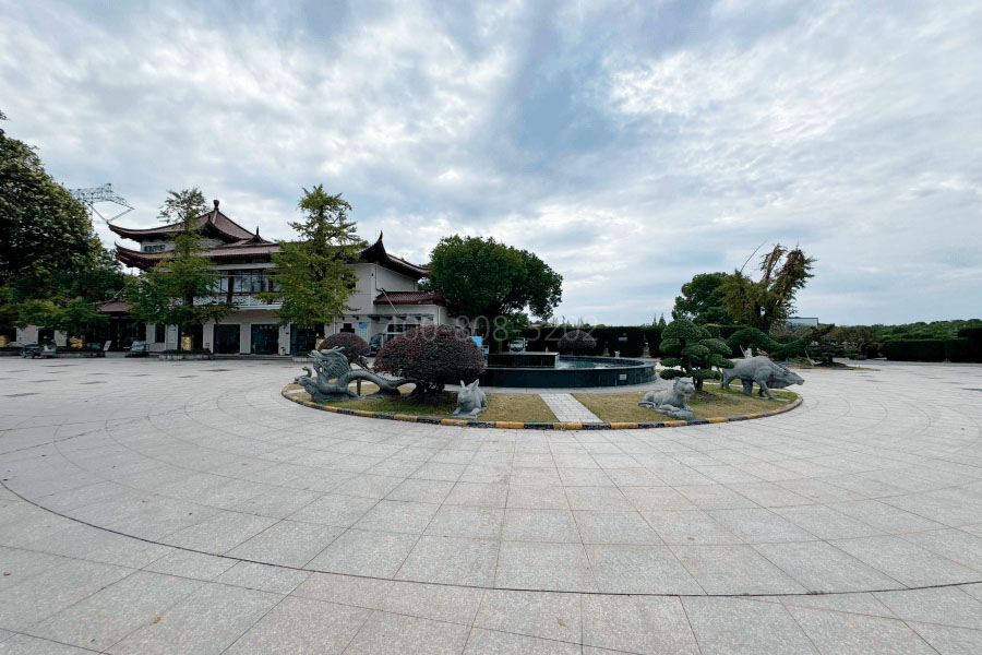 上海市奉贤区永福园陵园喷泉景观图