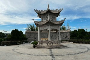 上海市嘉定区白鹤憩园园区休息亭