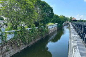 上海市浦东区长桥山庄园区水景图