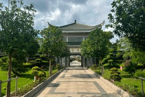 上海市宝山区宝罗瞑园园区环境图