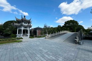 上海市金山区枫泾公墓园区休息亭