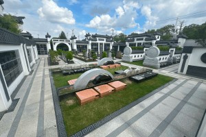 上海市宝山区宝罗瞑园墓区环境图