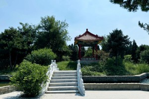 选墓小助手李先生对兰生园公墓的评价