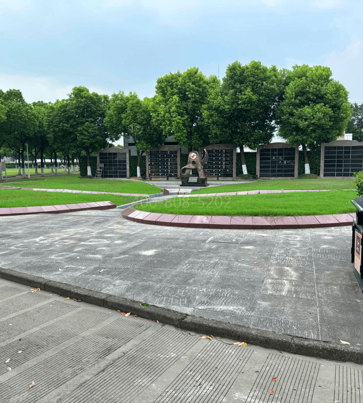 上海市青浦区卫家角息园生态葬花坛葬墓型3号