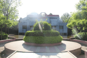 郑州市二七区云鹤生态艺术陵园园区景观图
