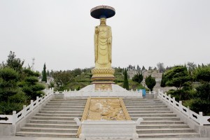 郑州市新密市皇帝岭陵园特色雕像图
