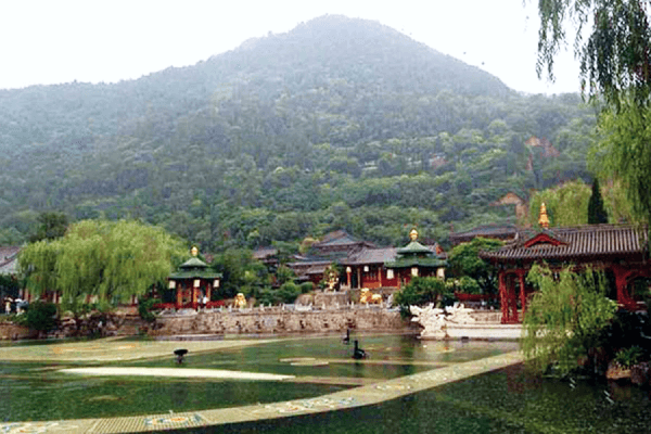 西安市临潼区骊山骨灰墓园园区环境图