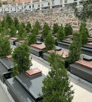 济南市市中区官山陵园传统卧碑墓型4号