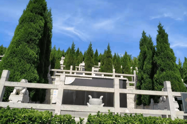 济南市历城区福舜园公墓园区景观图