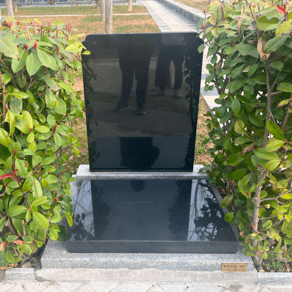 莲花山福祥园传统立碑